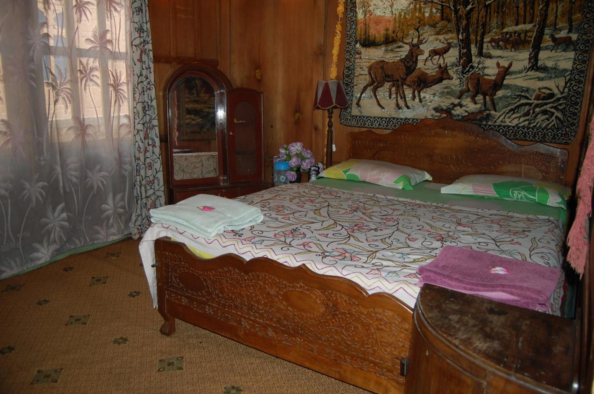 Houseboat Zaindari Palace Srīnagar 외부 사진