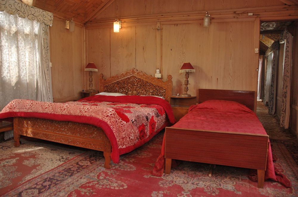 Houseboat Zaindari Palace Srīnagar 외부 사진