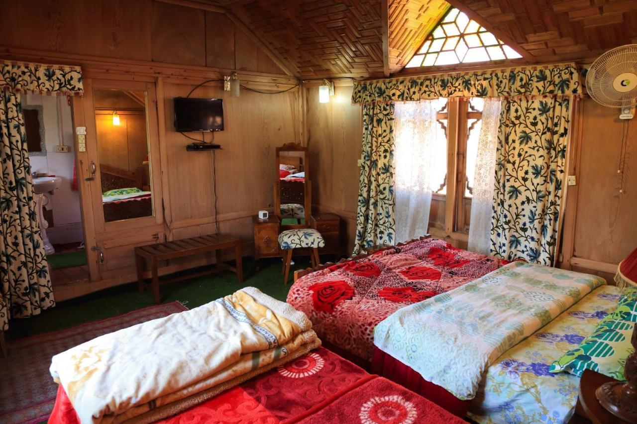 Houseboat Zaindari Palace Srīnagar 외부 사진